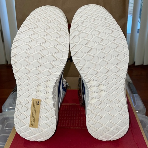 New VANS Ultrarange EXO Hi Gore-Tex MTE 2 in Dress Blue/ High Rise - Picture 13 of 16